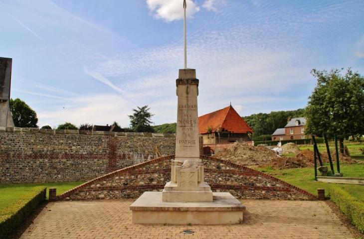 Monument-aux-Morts - Saint-Aubin-le-Cauf