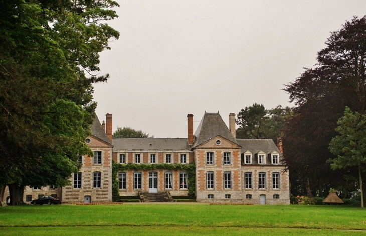 Le Château - Saint-Aubin-sur-Mer