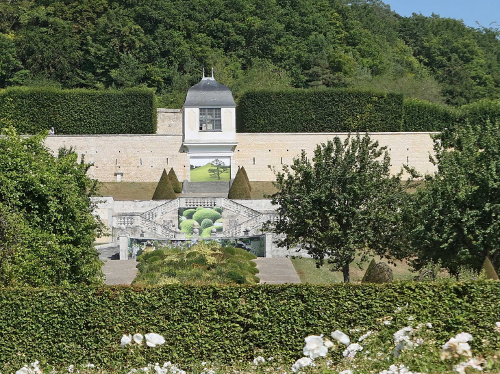 L'abbaye Saint Georges : le jardin - Saint-Martin-de-Boscherville