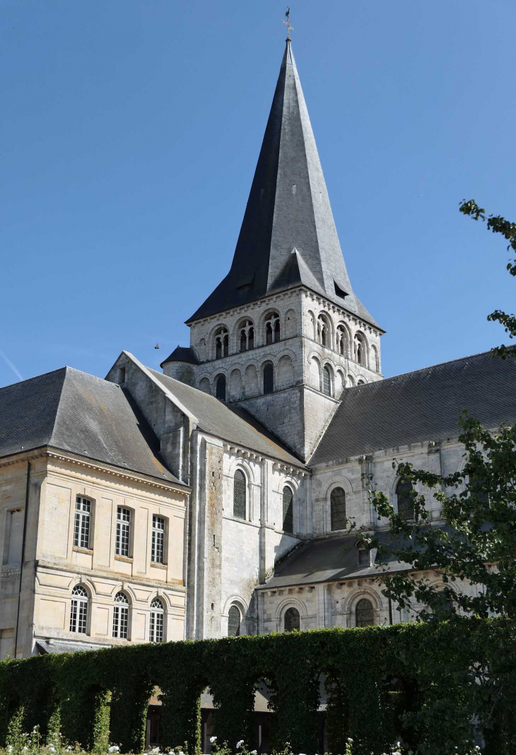 L'abbatiale Saint Georges - Saint-Martin-de-Boscherville