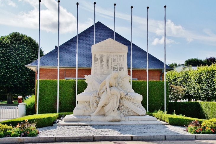 Monument-aux-Morts - Saint-Nicolas-d'Aliermont