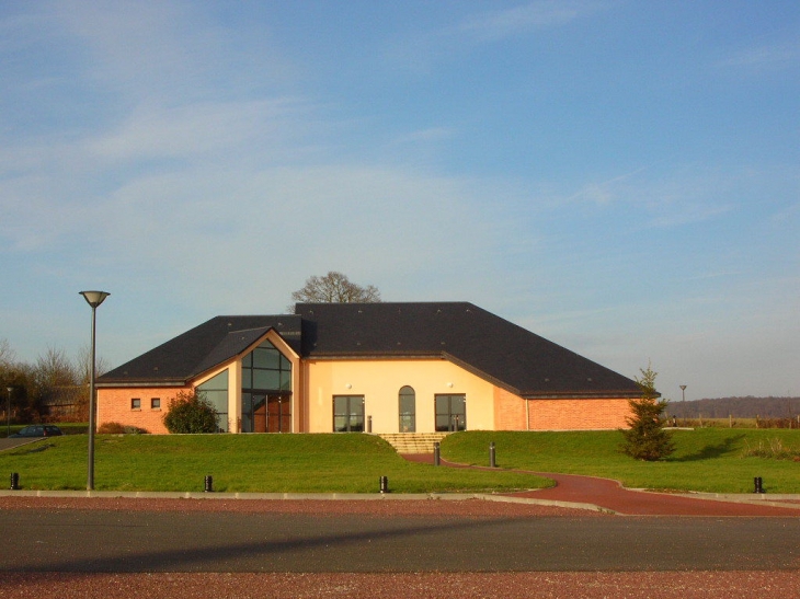 La salle des fètes. - Saint-Nicolas-de-Bliquetuit