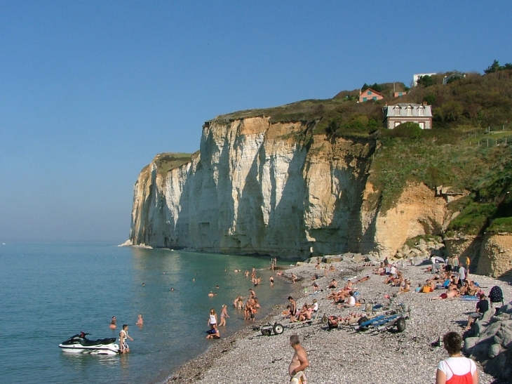 Journée exceptionnelle :la plage de Saint-Pierre-en-Port le 2 Octobre 2011 !!!