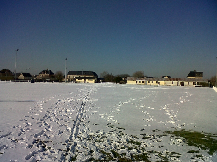 Vue du Stade - Saint-Pierre-en-Port