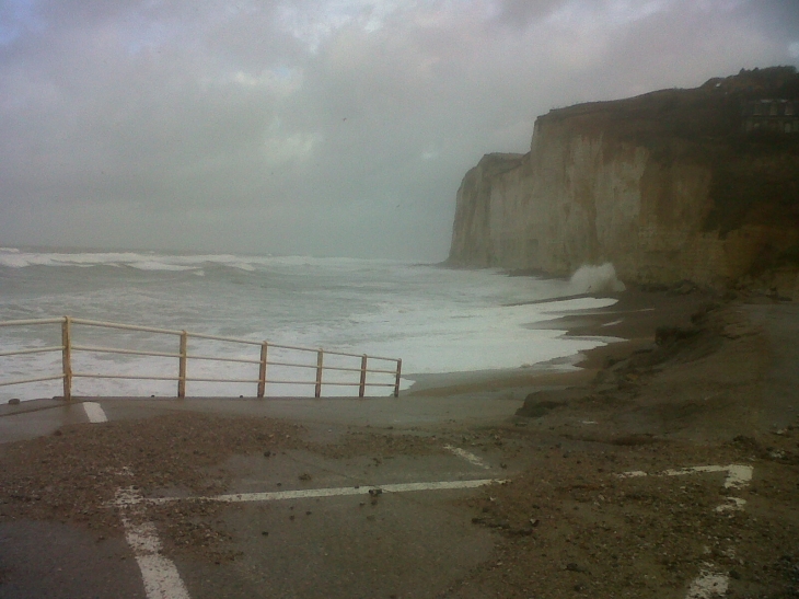 Jour de tempête - Saint-Pierre-en-Port