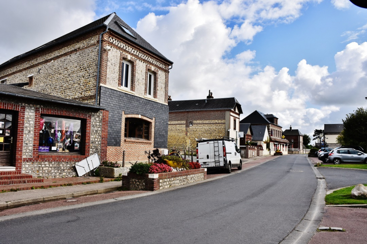 La Commune - Saint-Pierre-en-Port