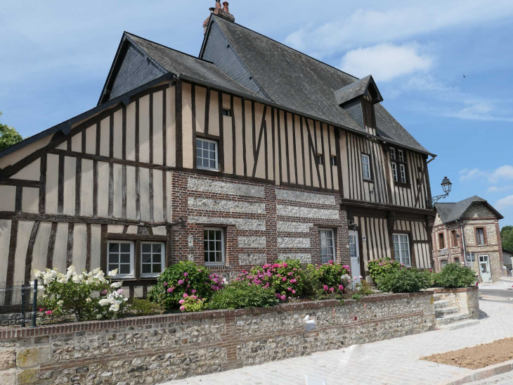 Maisons du village - Saint-Wandrille-Rançon