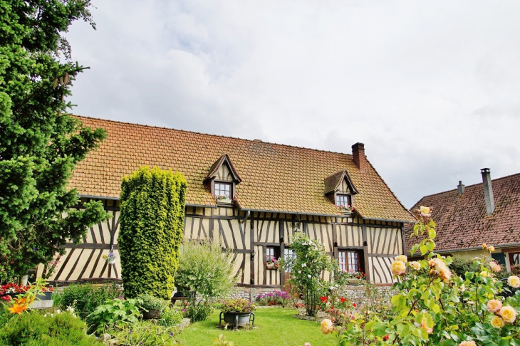 La Commune - Tourville-la-Chapelle