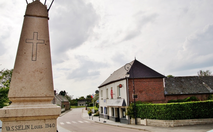 La Commune - Tourville-la-Chapelle