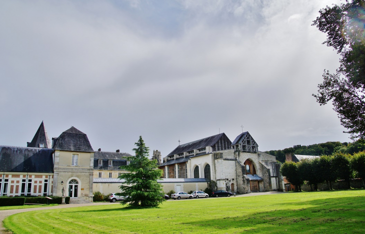 Abbaye de Valmont