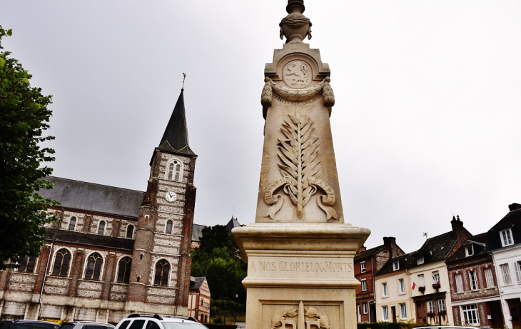 Monument-aux-Morts - Valmont