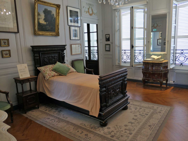 Maison Vacquerie : musée Victor Hugo la chambre claire - Villequier