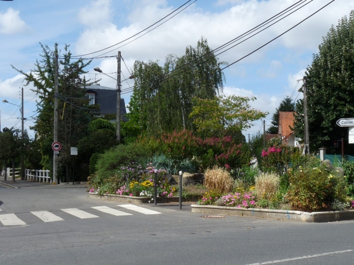 Dans la  ville - Épinay-sur-Orge