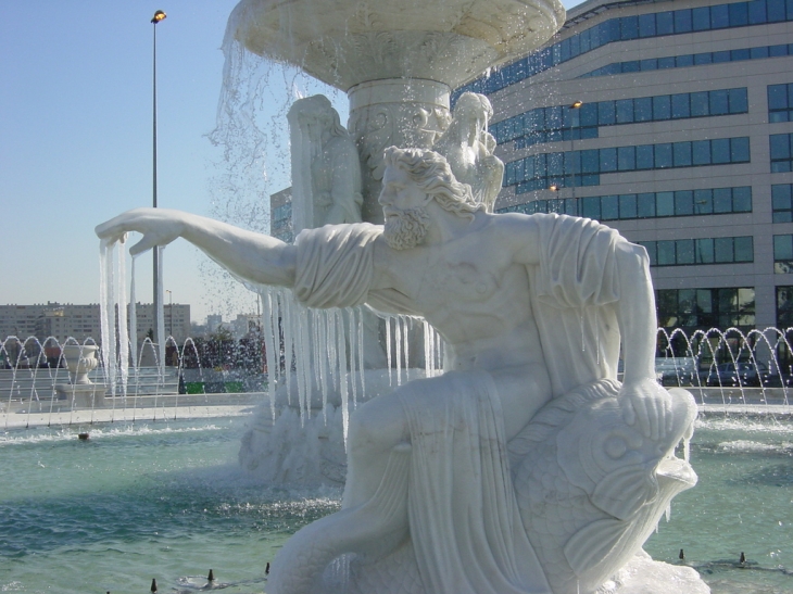 Fontaine de la croix de berny - Antony