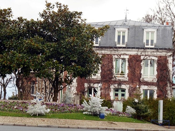 Maison dans la ville - Clamart