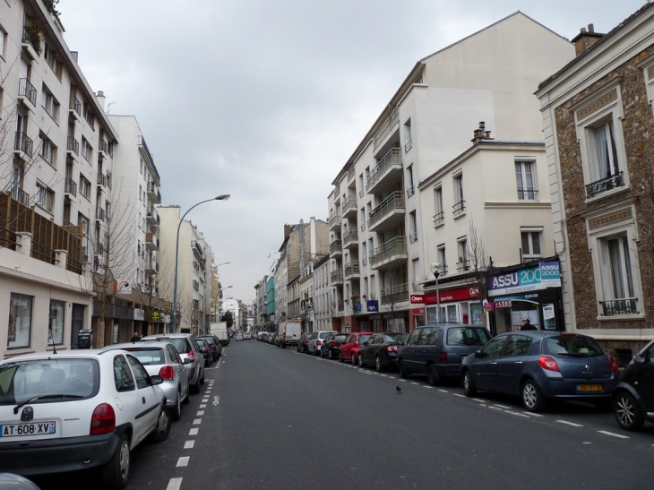 Avenue  Victor Cresson - Issy-les-Moulineaux