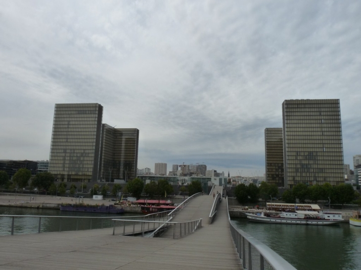 La-bibliotheque-de-france - Paris 13e Arrondissement