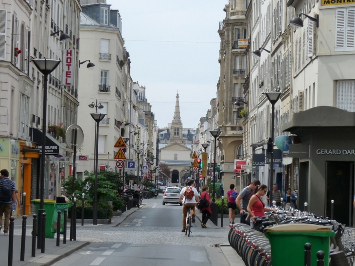 Rue du Commerce - Paris 15e Arrondissement