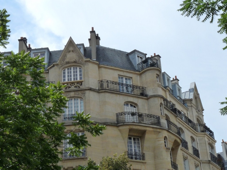 Rue Félix Faure - Paris 15e Arrondissement