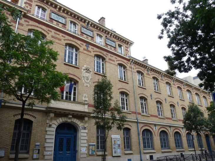 Rue Félix Faure - Paris 15e Arrondissement