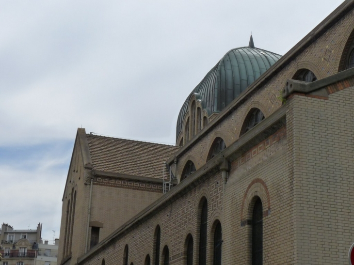 Eglise Saint Léon - Paris 15e Arrondissement