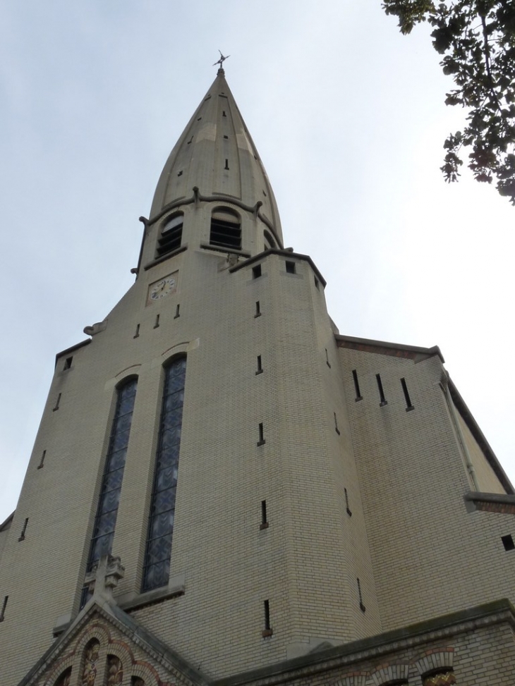 Eglise Saint Léon - Paris 15e Arrondissement