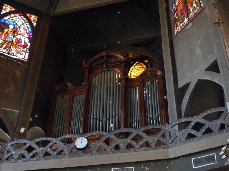 Eglise Saint Jean de Montmartre - Paris 18e Arrondissement