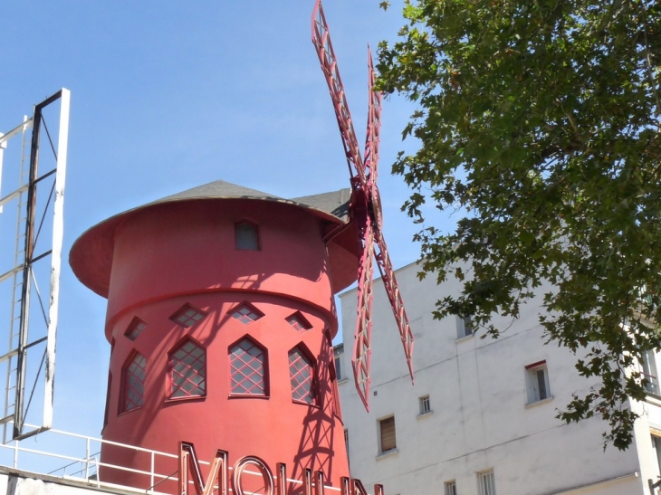 Le moulin rouge - Paris 18e Arrondissement