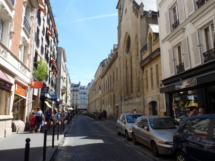 Rue Yvonne Le Tac - Paris 18e Arrondissement