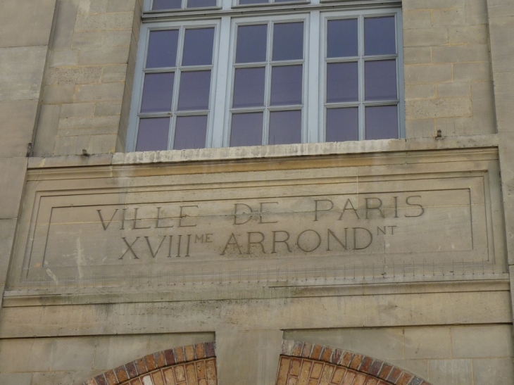 Rue Yvonne Le Tac - Paris 18e Arrondissement