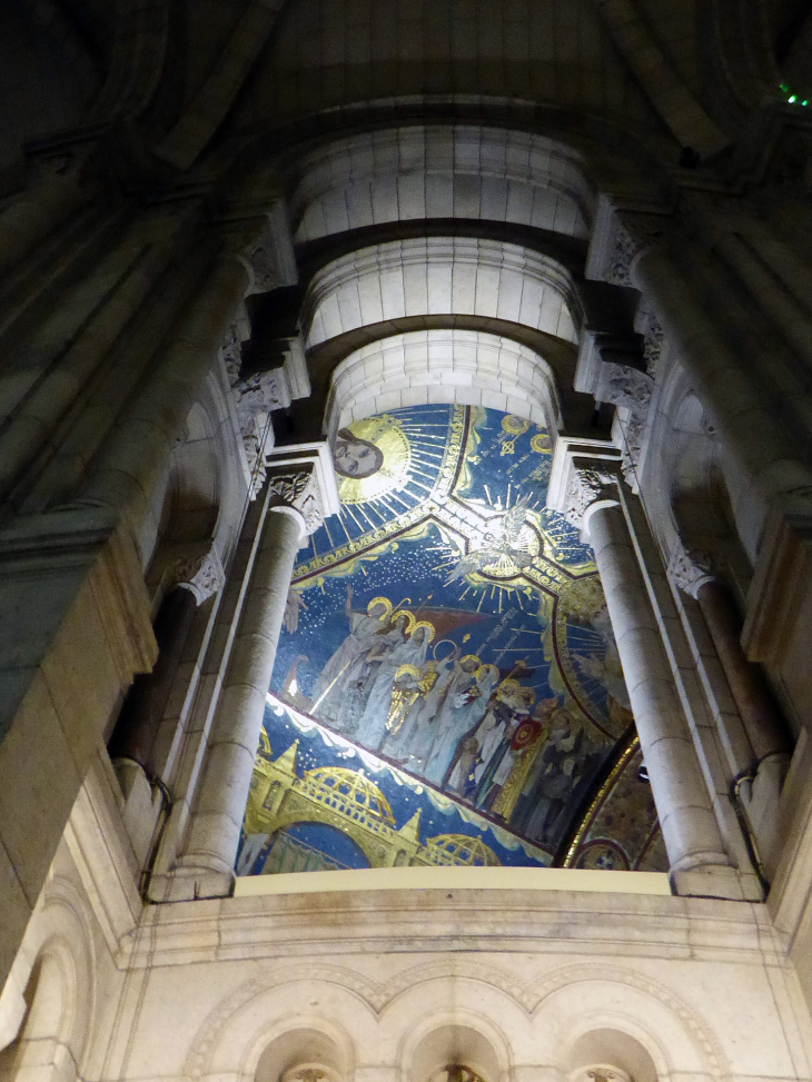 Le Sacré Coeur : dans la basilique - Paris 18e Arrondissement