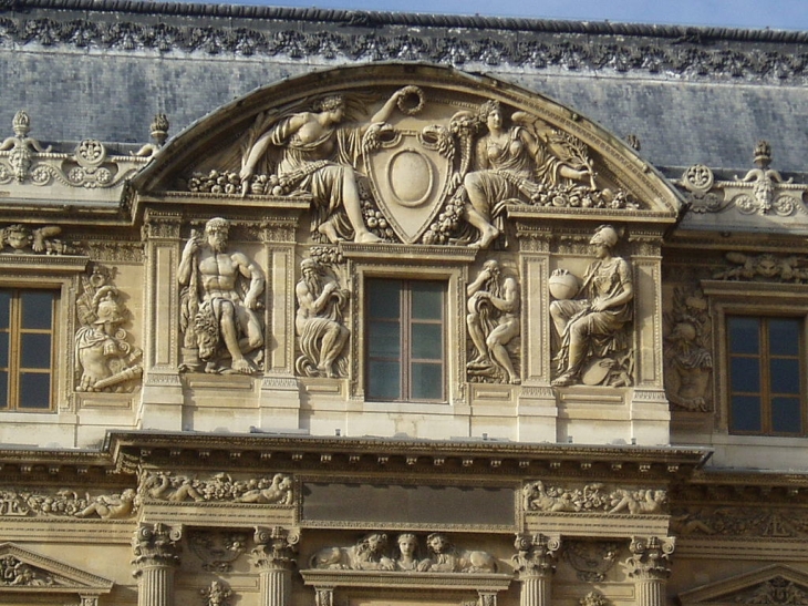 Le Louvre, la cour carrée - Paris 1er Arrondissement