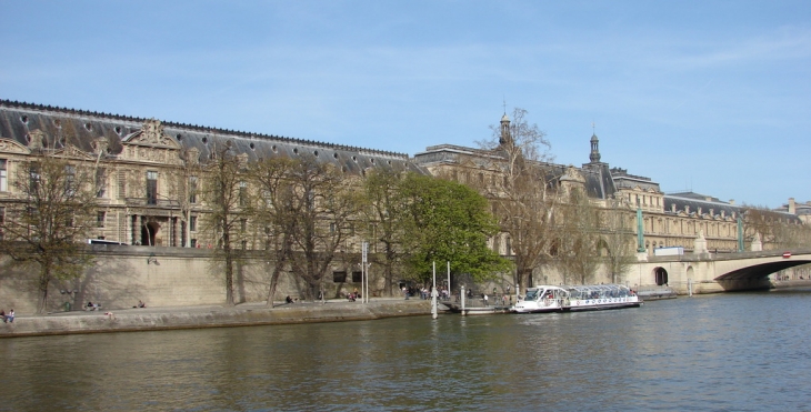 Le Louvre - Paris 1er Arrondissement