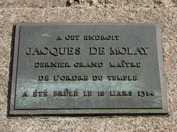 Plaque au souvenir de Jacques de Molay (Pont-Neuf) - Paris 1er Arrondissement