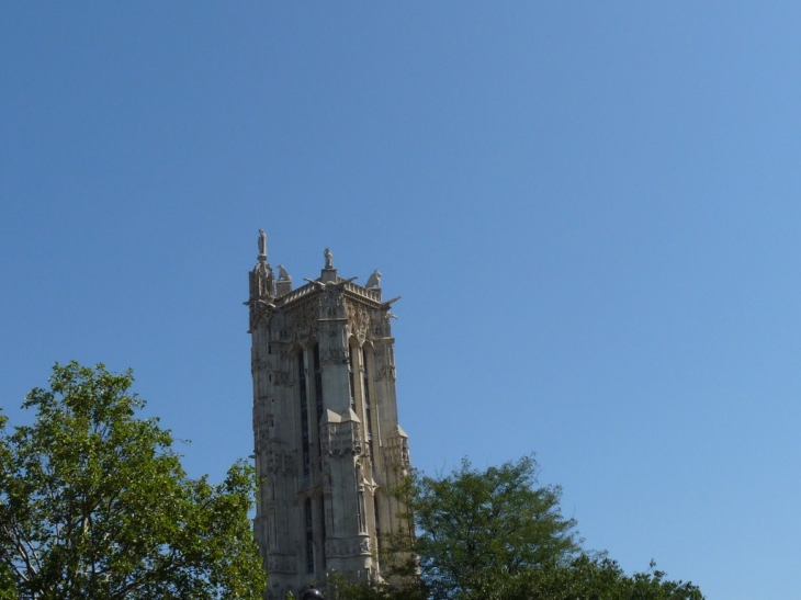 La tour Saint Jacques - Paris 1er Arrondissement