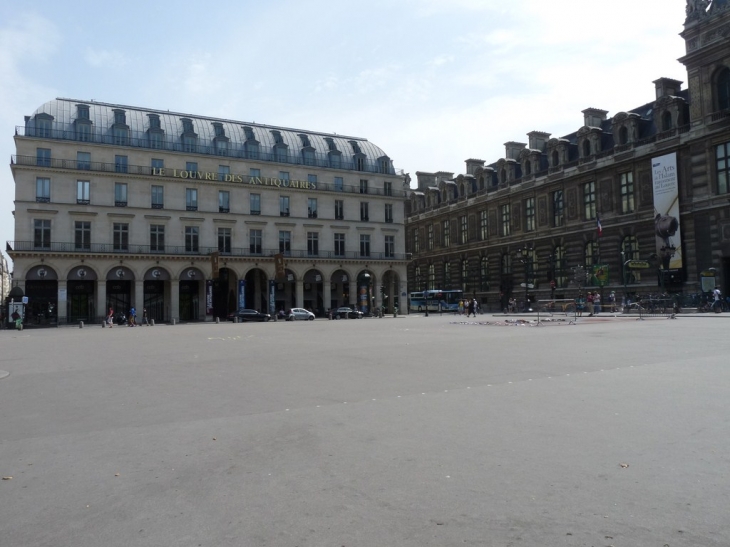 Place du palais Royal - Paris 1er Arrondissement