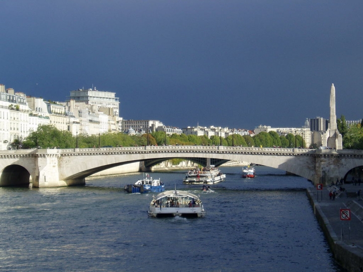 Le pont de la Tournelle - Paris 4e Arrondissement