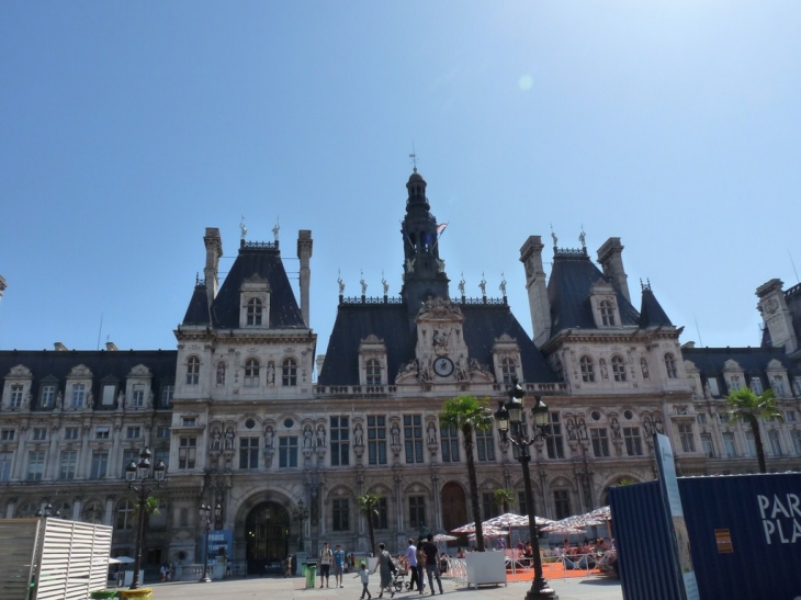 L'hotel de ville - Paris 4e Arrondissement