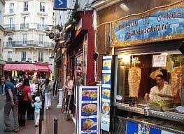 Une rue - Paris 5e Arrondissement