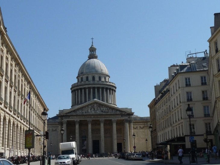 Le Panthéon - Paris 5e Arrondissement