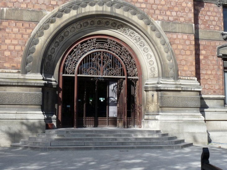 Au-jardin-des-plantes - Paris 5e Arrondissement