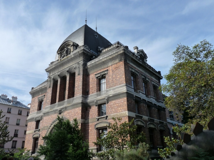 Au-jardin-des-plantes - Paris 5e Arrondissement