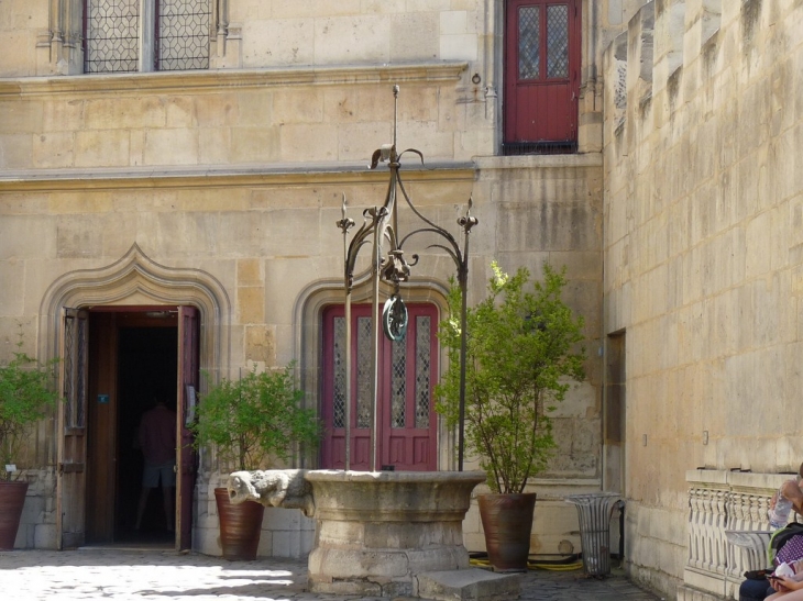 Musée national du moyen age , Thermes de Cluny - Paris 5e Arrondissement