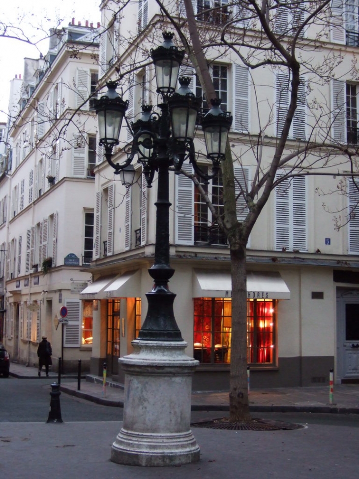 Place de Furstemberg - Paris 6e Arrondissement