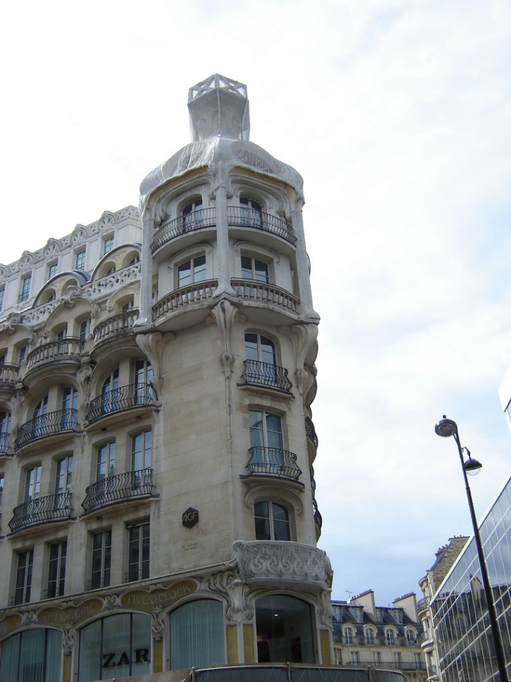 Avenue de Rennes - Paris 6e Arrondissement