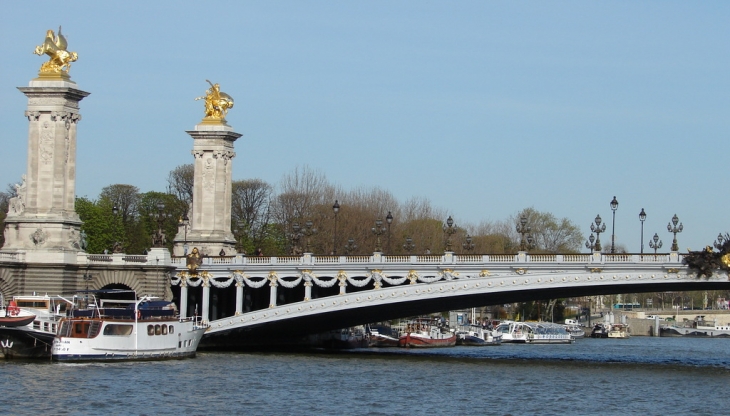 Le Pont Alexandre III - Paris 7e Arrondissement