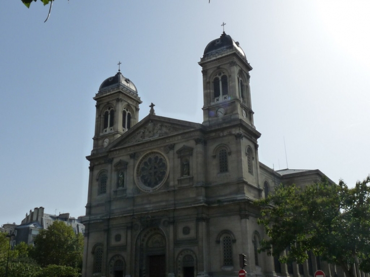 Eglise Saint François Xavier - Paris 7e Arrondissement