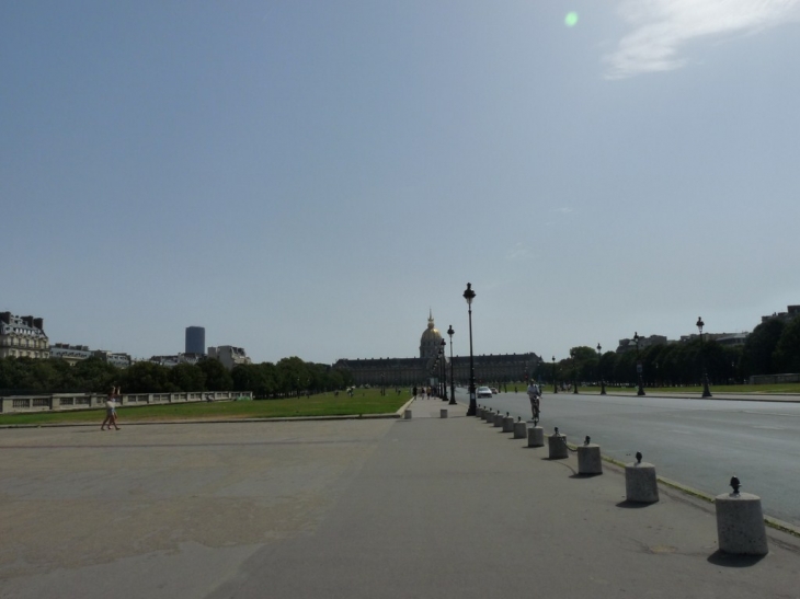 Avenue Général Galland - Paris 7e Arrondissement