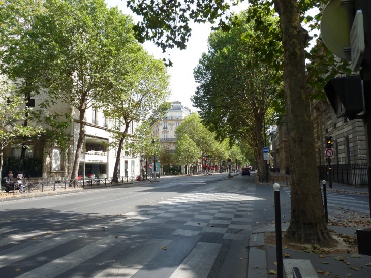 Boulevard Saint Germain - Paris 7e Arrondissement