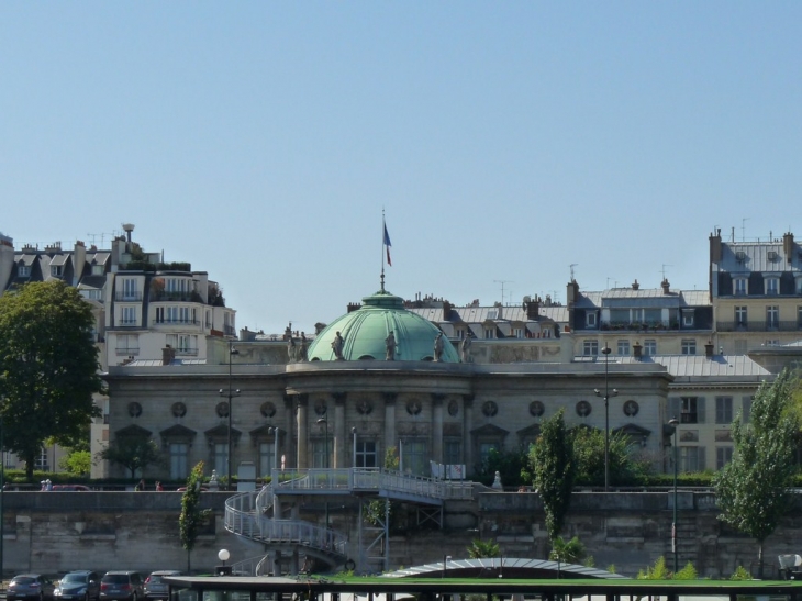 Palais de la Légion d'Honneur ou hotel Salm - Paris 7e Arrondissement